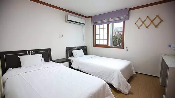 Tamragio Hotel | Jeju Adası - Jeju - Yeon-dong