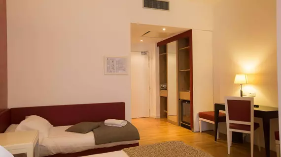 Floris Hotel | Lazio - Roma (ve civarı) - Roma Kent Merkezi - Rione XVIII Castro Pretorio