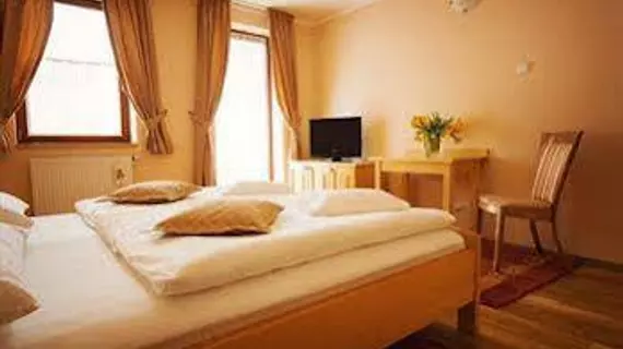 Hotel Karpatsky Dvor | Bratislava - Bratislava (ve civarı) - Lozorno