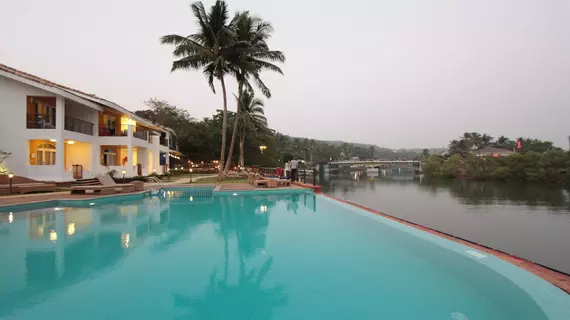 Acron Waterfront Resort | Goa - Kuzey Goa - Baga