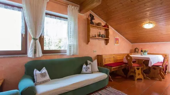 Residence Obermoarhof | Trentino-Alto Adige - Güney Tirol (il) - Vandoies