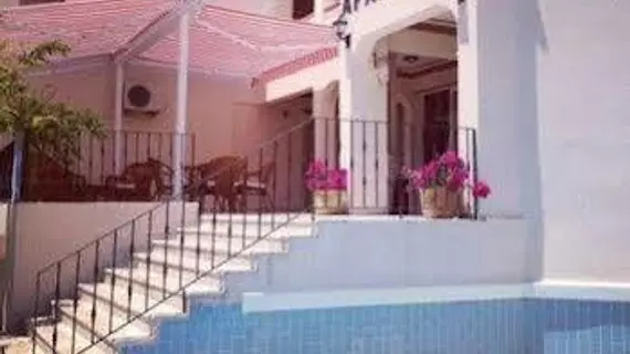 Yalcinkaya Apart Hotel | İzmir - Çeşme