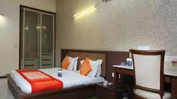 OYO Premium Near Mega Mall | Haryana - Gurugram (ve civarı) - Gurugram