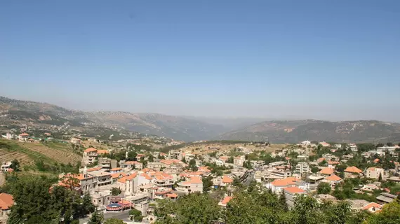 Valley View Hotel - Hammana | Baabda District - Hammana