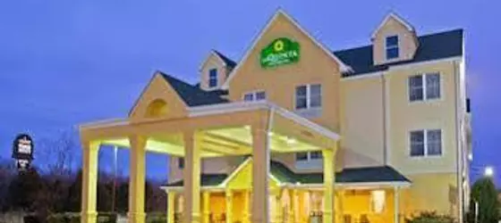 La Quinta Inn & Suites - Lebanon | Tennessee - Nashville-Davidson - Nashville (ve civarı) - Lebanon