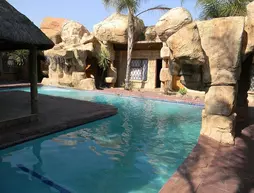 African Cave Lodge | Gauteng - City of Tshwane - Johannesburg (ve civarı) - Hammanskraal