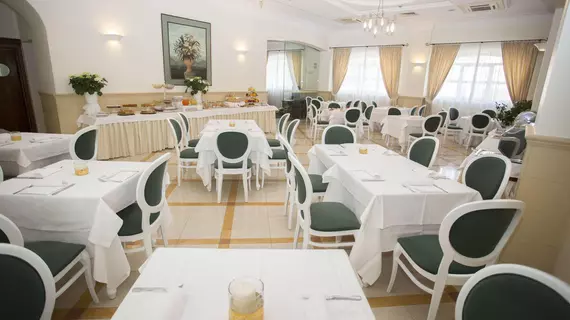 Hotel Cavaliere | Puglia - Bari (il) - Noci