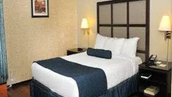 Days Inn Blainville | Quebec - Montreal (ve civarı) - Blainville