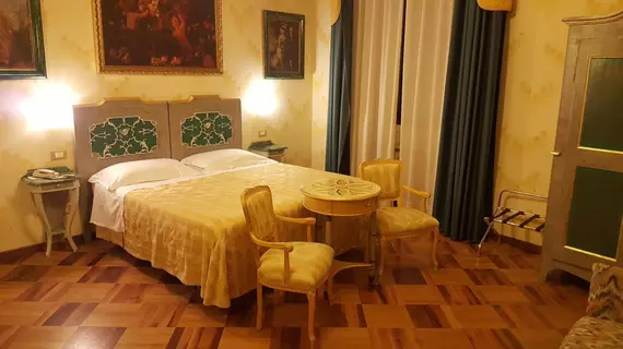 Albergo Ristorante La Rosetta | Umbria - Perugia (vilayet) - Perugia - Eski Kent