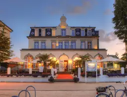 Seetel Romantik Strandhotel Atlantic & Villa Meeresstrand | Mecklenburg - Batı Pomerania - Heringsdorf - Seebad Bansin