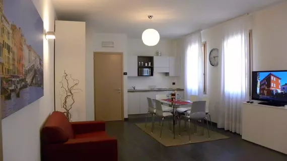 Venice Apartments Dante | Venedik (ve civarı) - Mestre