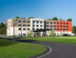 Holiday Inn Express and Suites Queensbury Lake George Area | New York - George Gölü (ve civarı) - Queensbury