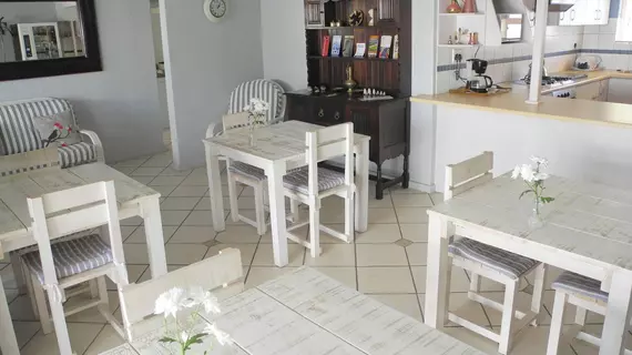 Beachcombers Bed & Breakfast | Western Cape (il) - Overberg District Municipality - Cape Agulhas - Agulhas