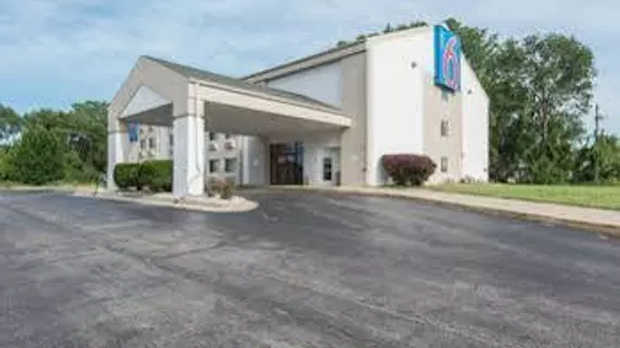 Motel 6 Lawrence KS | Kansas - Topeka (ve civarı) - Lawrence