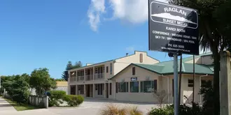 Raglan Sunset Motel and Holiday Houses