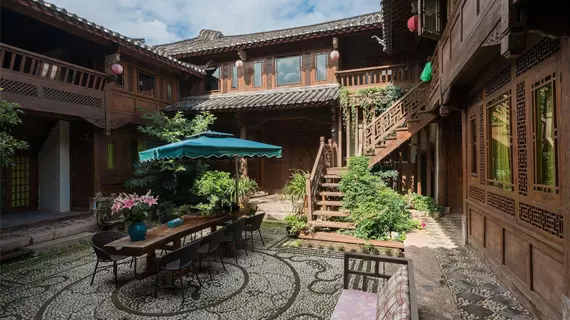 Blossom Hill Inn - Lotusland | Yunnan - Lijiang - Dayan Old Town