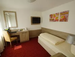 Airport Hotel Filder Post | Baden-Wuerttemberg - Rems-Murr-Kreis - Stuttgart (ve civarı) - Stuttgart