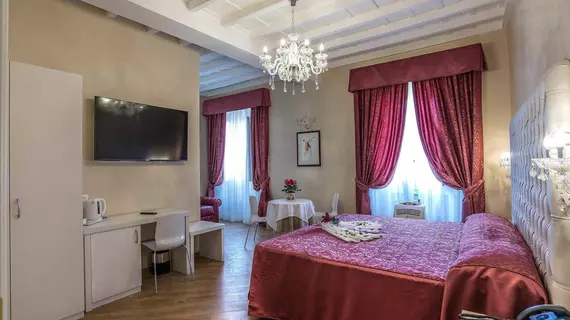 Trevi Rome Suite | Lazio - Roma (ve civarı) - Roma Kent Merkezi - Rione II Trevi