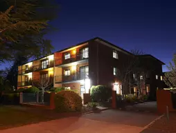 Oxley Court Serviced Apartments | Avustralya Başkent Bölgesi - Tuggeranong - Kanberra (ve civarı) - Kingston