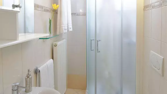 ApartHotel Vila Minka | Ljubljana (ve civarı)