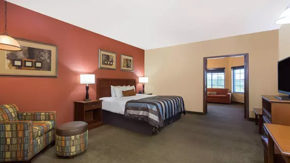 Wingate by Wyndham Appleton | Wisconsin - Appleton