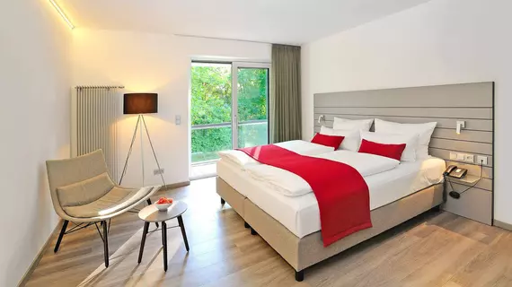 Schlosshotel Monrepos | Baden-Wuerttemberg - Rems-Murr-Kreis - Stuttgart (ve civarı) - Ludwigsburg - Eglosheim