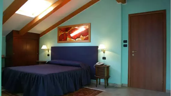 Hotel Lion | Piedmont - Roure