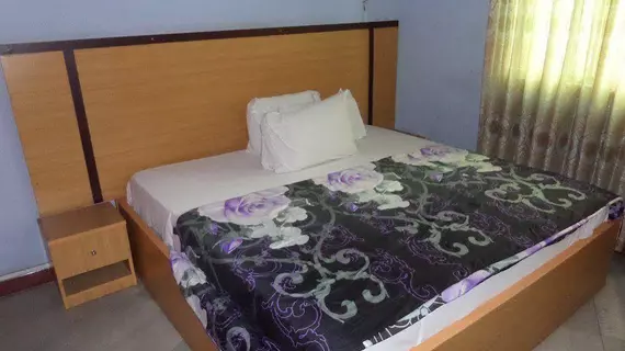 Sada Cruz and Suites | Lagos (ve civarı) - Lagos - Festac