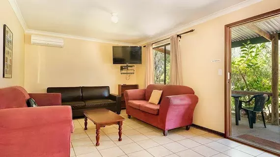 Dunsborough Rail Carriages & Farm Cottages | Batı Avustralya - Quindalup