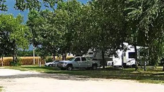 CORONADO MOTEL AND RV PARK | Kansas - Salina (ve civarı) - Lindsborg