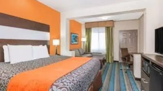 Days Inn and Suites Katy | Teksas - Houston (ve civarı) - Katy