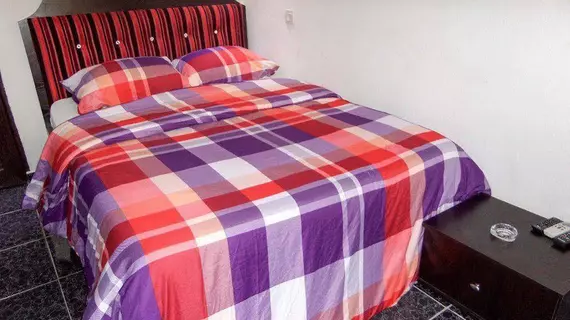 King Serve Guesthouse | Lagos (ve civarı) - Lekki - Lekki Kademe 1