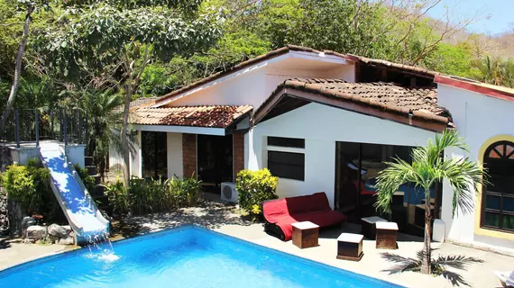 La Casona Hostel | Guanacaste - Coco