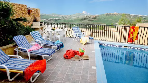 Bella Vista Farmhouses | Malta - Xaghra