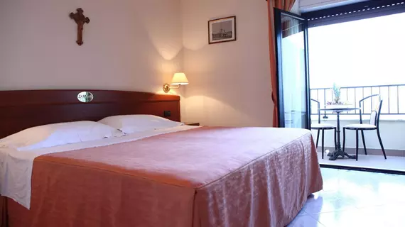 Hotel Za Maria | Sicilya - Messina (vilayet) - Caronia