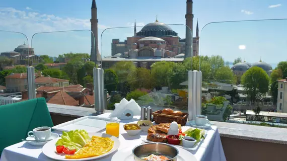 The And Istanbul Special Class |  Istanbul  - Fatih - Sultanahmet