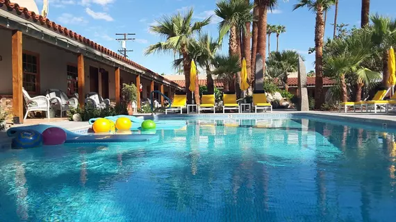 Colts Lodge | Kaliforniya - Imperial County - Palm Springs (ve civarı) - Palm Springs