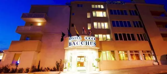 Hotel Bacchus | Split-Dalmaçya - Baska Voda