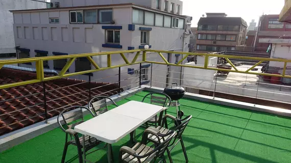 Hongdae UJA Guesthouse | Gyeonggi - Seul (ve civarı) - Seul - Seogyo-dong