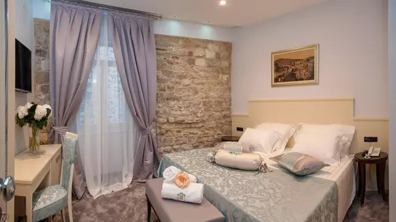 Antique Split Luxury Rooms | Split-Dalmaçya - Split - Split Eski Kent Bölgesi