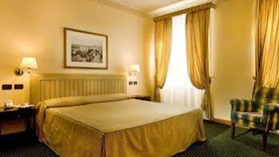 Hotel Sirmione | Lombardy - Brescia (il) - Sirmione