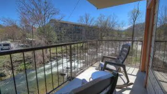 Creekstone Inn | Tennessee - Gatlinburg - Pigeon Forge (ve civarı) - Pigeon Forge