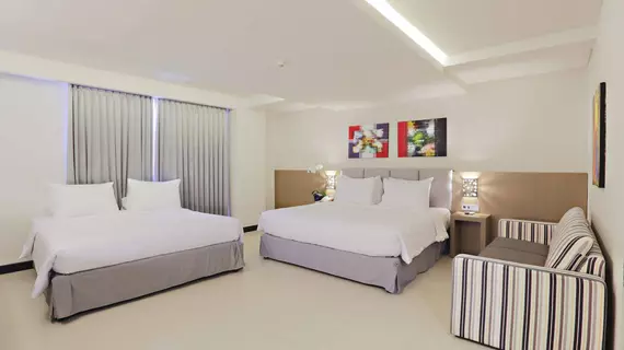 Euphoria Hotel | Bali - Kuta - Legian Kent Merkezi