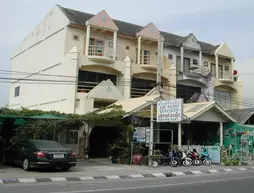 Hua Hin Tour Guesthouse | Prachuap Khiri Khan (ili) - Hua Hin (ve civarı) - Hua Hin - Khao Takiab