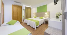 Hostal Adelino | Balearic Adaları - İbiza Adası - Sant Antoni de Portmany