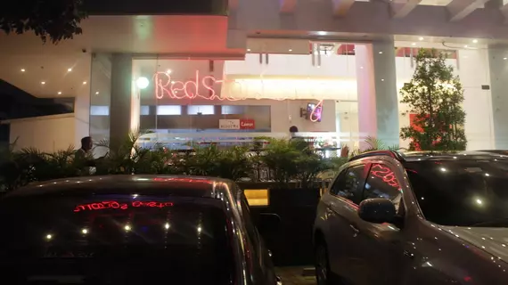 RedStar Hotel | West Java - Cakarta (ve civarı) - Cakarta - Ancol - Eski Cakarta