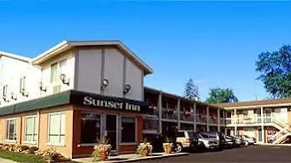 Sunset Inn | Ontario - Niagara Regional Belediyesi - Niagara Şelalesi (ve civarı), Kanada - Niagara Şelalesi