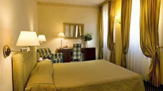 Hotel Sirmione | Lombardy - Brescia (il) - Sirmione