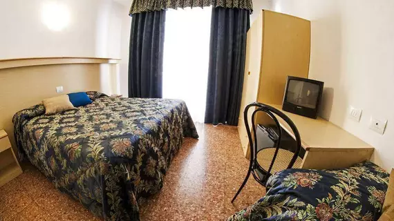 Hotel Primo | Trentino-Alto Adige - Trento İli - Riva del Garda