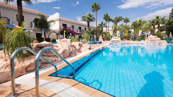 Loutsiana Hotel Apts | Larnaka Bölgesi - Ayia Napa